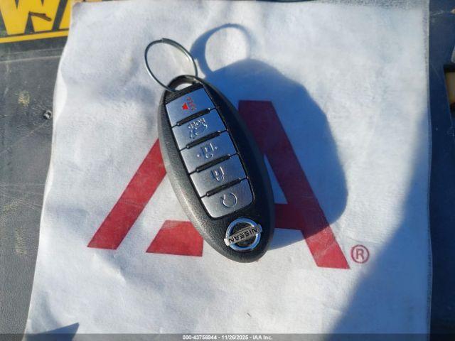 Nissan Pathfinder Sl Image 6