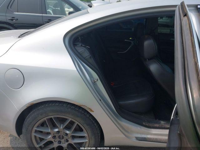 Buick Regal Turbo Sport Touring Image 9