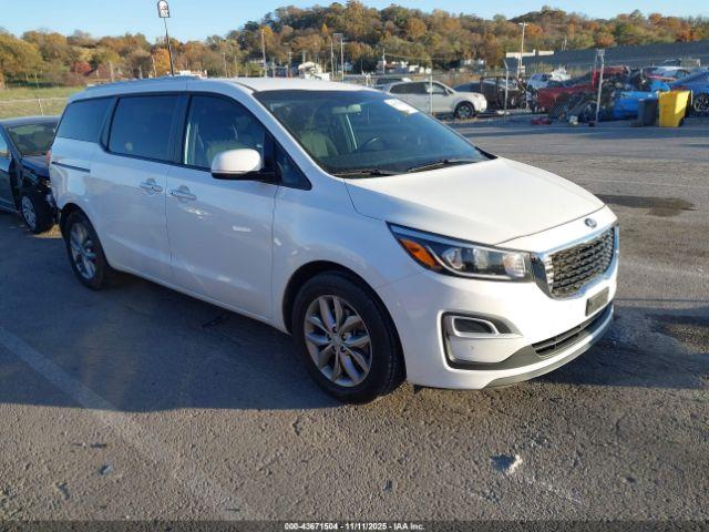  Salvage Kia Sedona