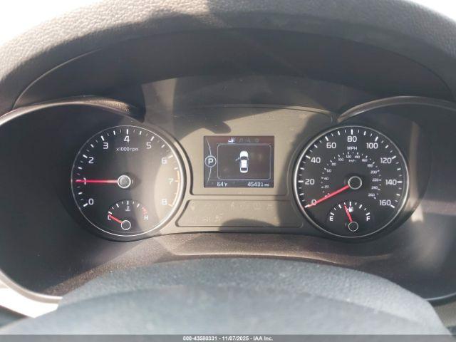 Kia Optima Lx Image 5