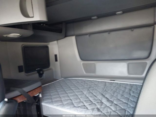 International Lt Image 2