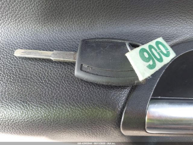 Ford Escape Se Image 8