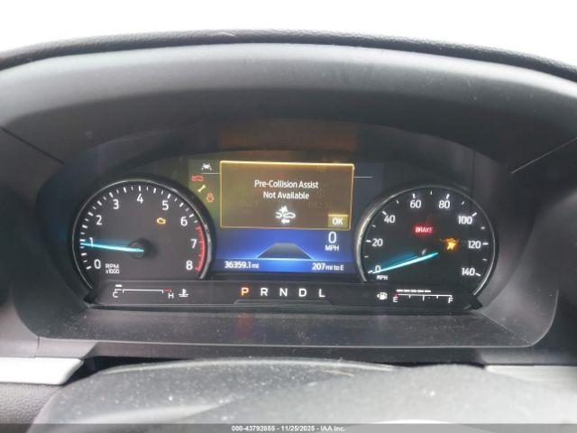 Ford Explorer Xlt Image 15