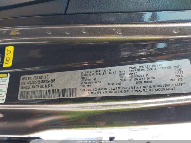 Jeep Wrangler Unlimited Sahara 4x4 Image 7