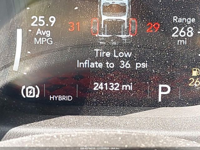 Jeep Wrangler Unlimited Sahara 4x4 Image 10