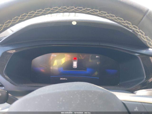 Volkswagen Taos 1.5t Se Image 10