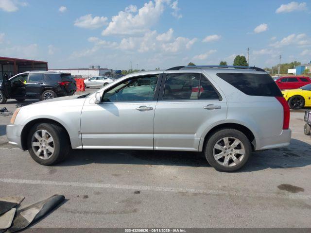 Cadillac SRX V8 Image 16