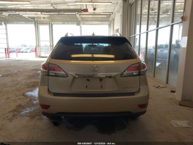 Lexus RX Image 15