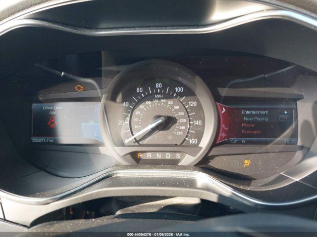 Ford Fusion Titanium Image 11