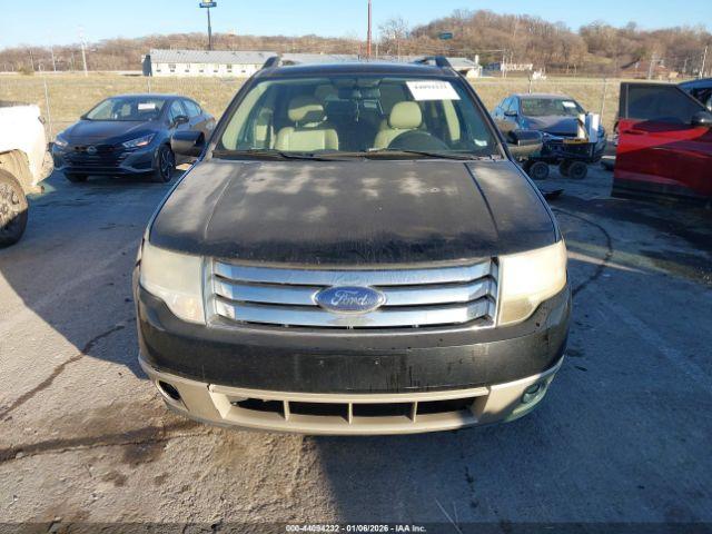 Ford Taurus X Eddie Bauer Image 6