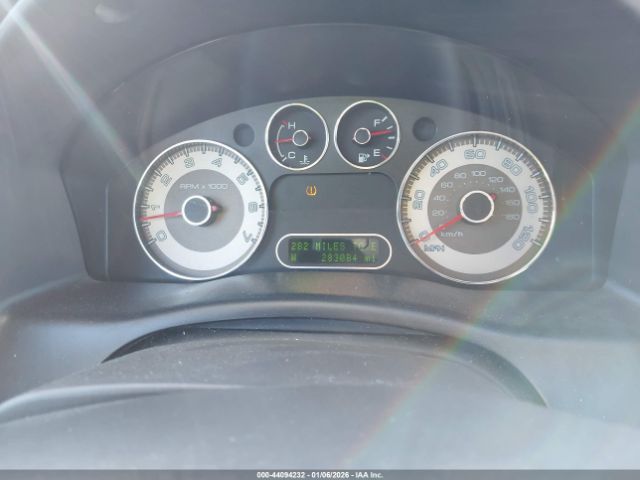 Ford Taurus X Eddie Bauer Image 12