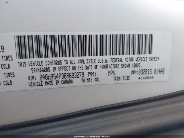 Chrysler Town & Country Touring Image 6