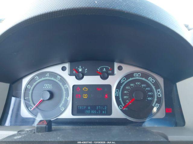 Mercury Mariner Image 10