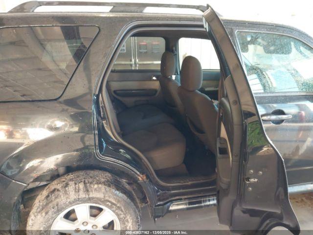 Mercury Mariner Image 4