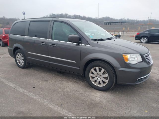 Chrysler Town & Country Touring Image 1