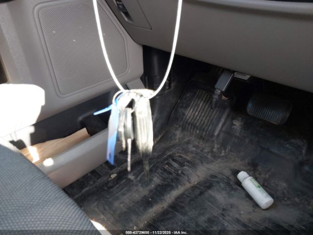 Ford F-150 Xl Image 12