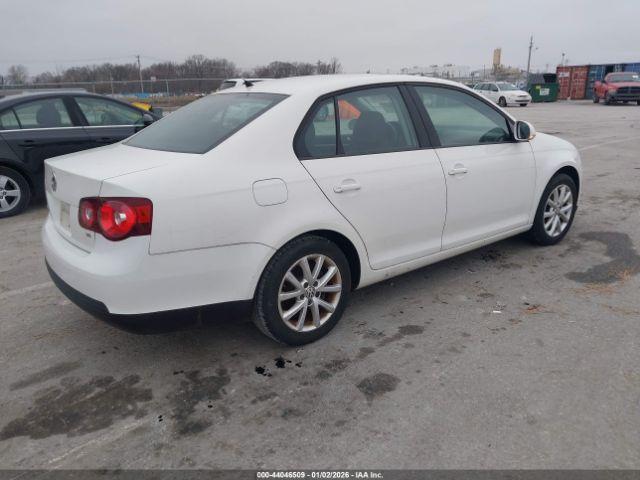 Volkswagen Jetta Image 6