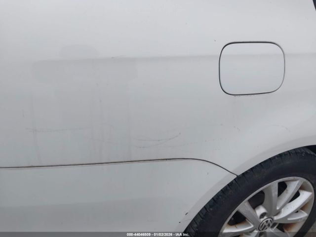 Volkswagen Jetta Image 10