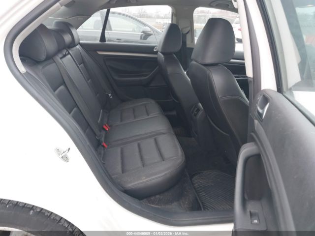 Volkswagen Jetta Image 11