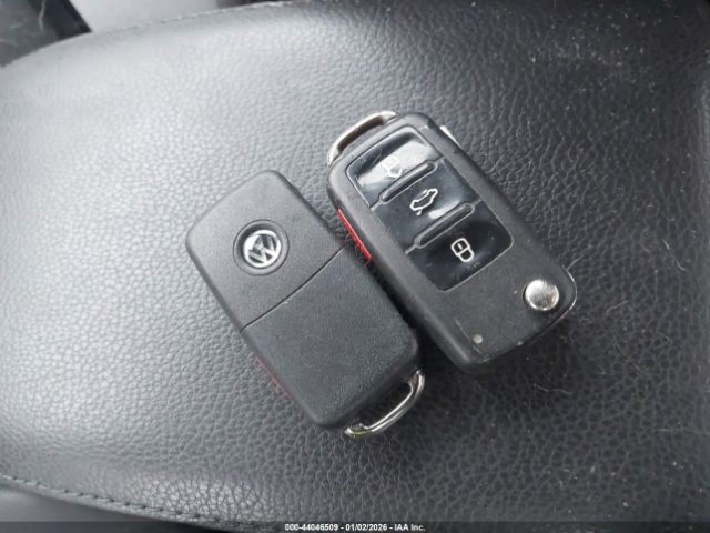 Volkswagen Jetta Image 9