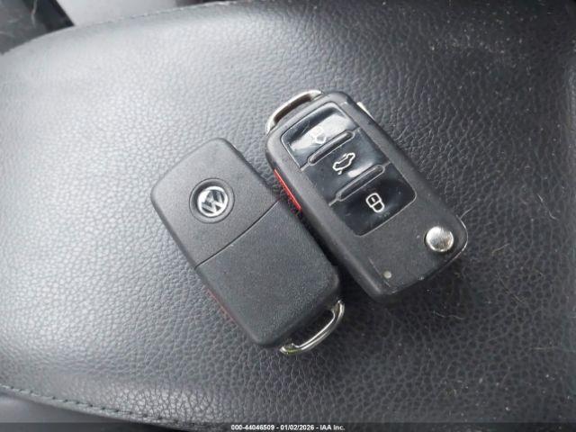 Volkswagen Jetta Image 9