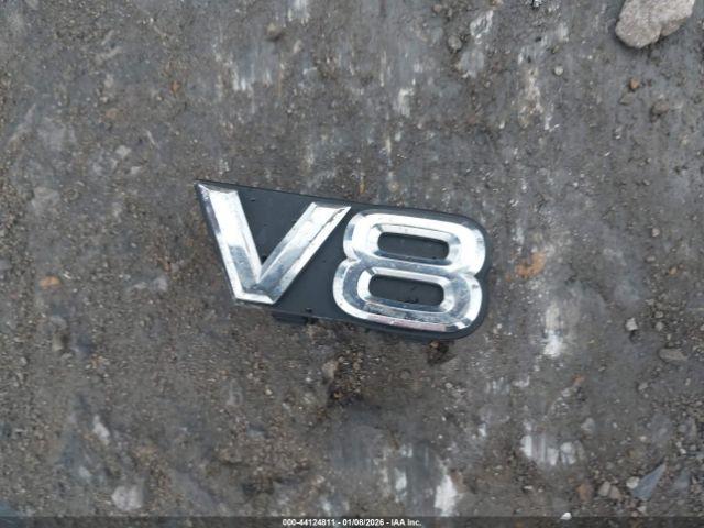 Toyota 4Runner Limited V8 Image 7
