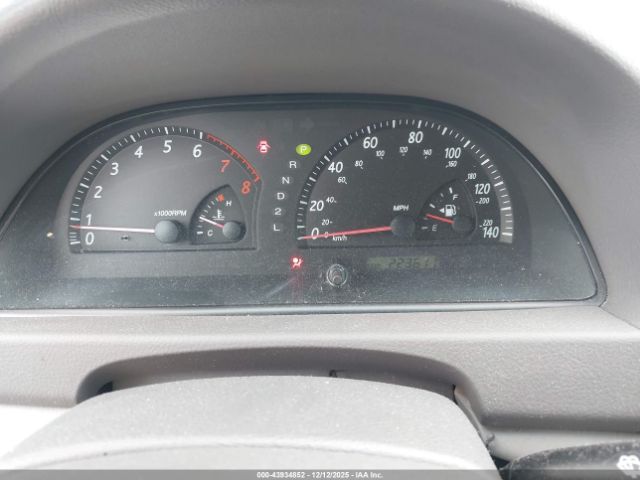 Toyota Camry Xle Image 7