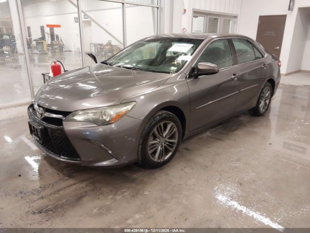 Toyota Camry Se Image 15