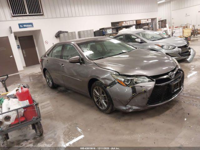 Toyota Camry Se Image 14