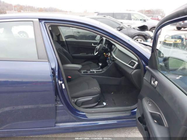 Kia Optima Lx Image 3