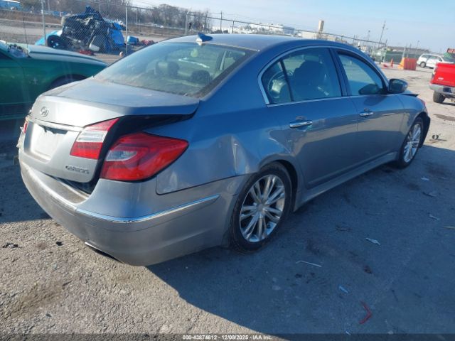 Hyundai Genesis 3.8 Image 5