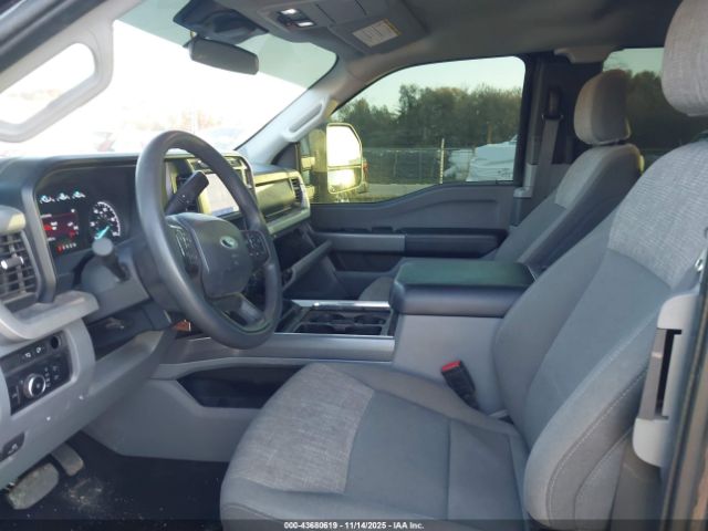 Ford F-350 Xlt Image 9