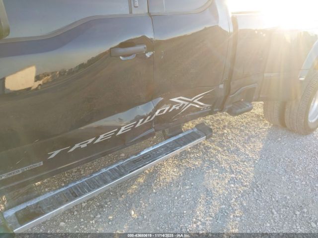 Ford F-350 Xlt Image 14