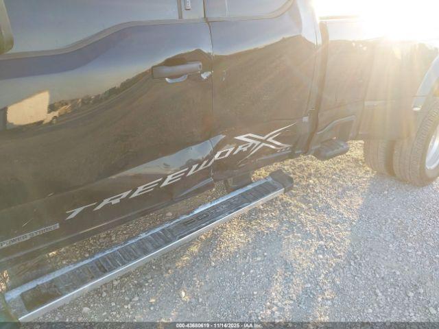 Ford F-350 Xlt Image 14