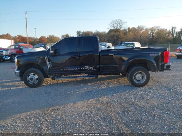 Ford F-350 Xlt Image 15