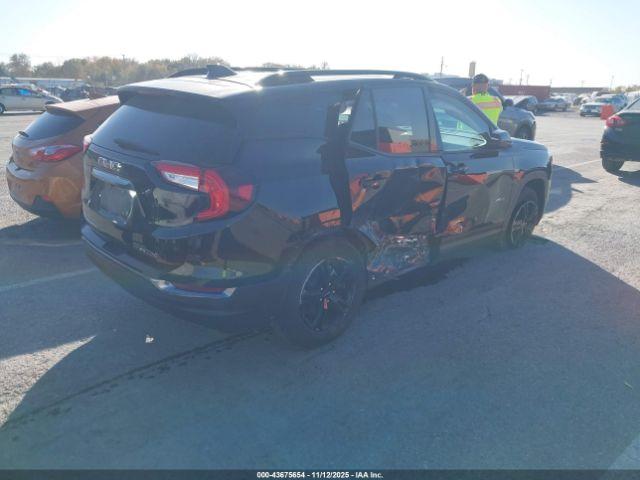 GMC Terrain Awd At4 Image 3