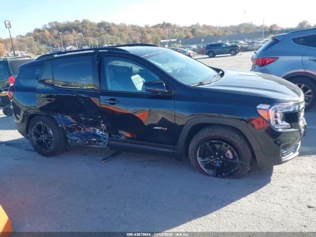 GMC Terrain Awd At4 Image 6