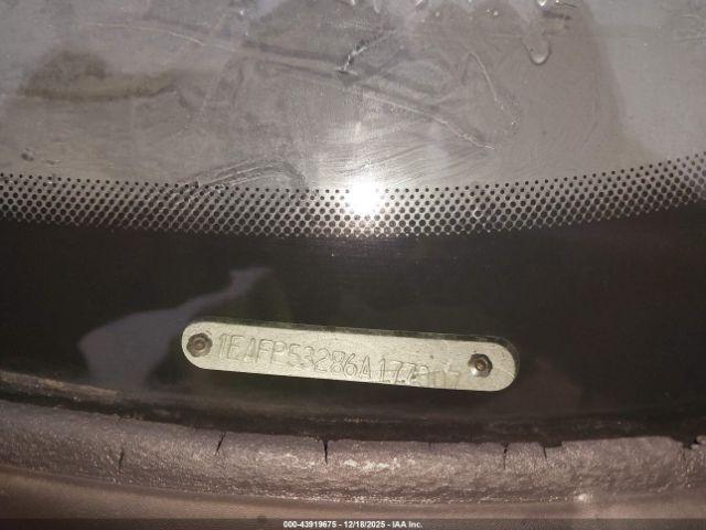 Ford Taurus Se Image 7