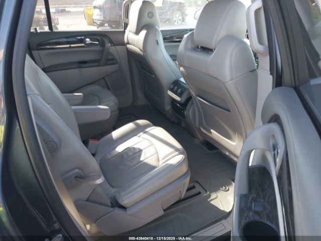 Buick Enclave Leather Image 13
