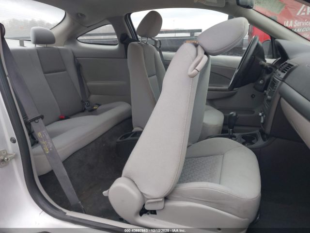 Chevrolet Cobalt Image 9