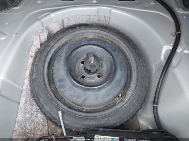 Chevrolet Cobalt Image 13