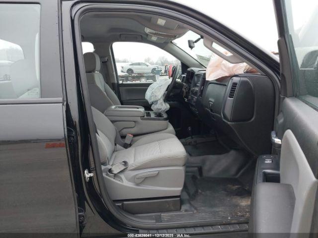 Chevrolet Silverado 1500 Wt Image 3