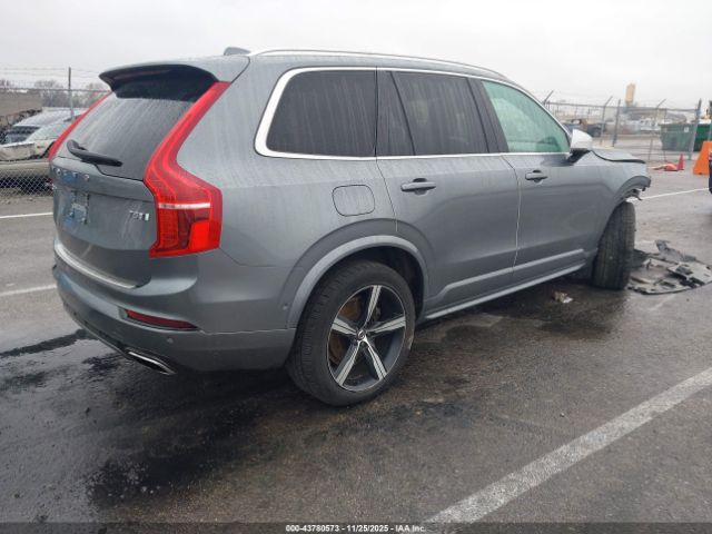 Volvo XC90 T5 R-design Image 2