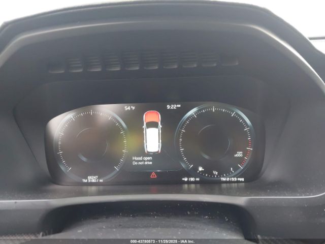 Volvo XC90 T5 R-design Image 10