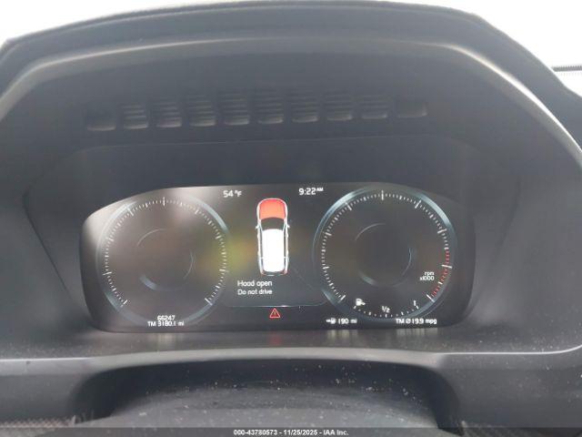 Volvo XC90 T5 R-design Image 10