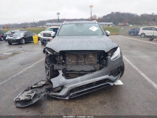 Volvo XC90 T5 R-design Image 3