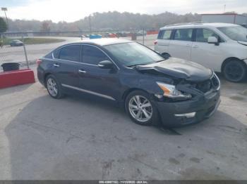  Salvage Nissan Altima