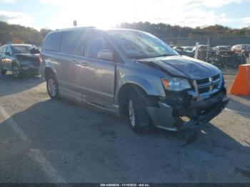  Salvage Dodge Grand Caravan